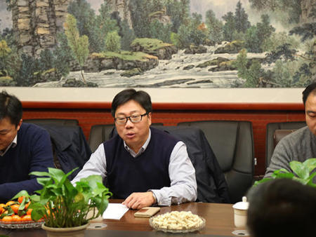 連雲港連雲區(qū)領導到公司商務洽談